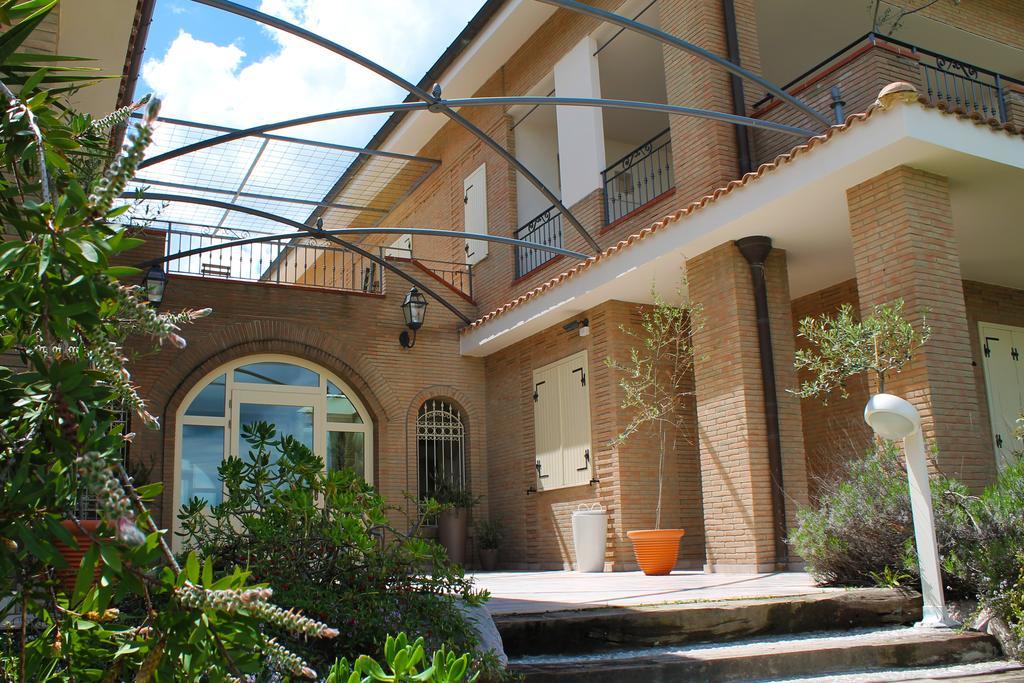 Le Nicchie Guest House Lucera Dış mekan fotoğraf